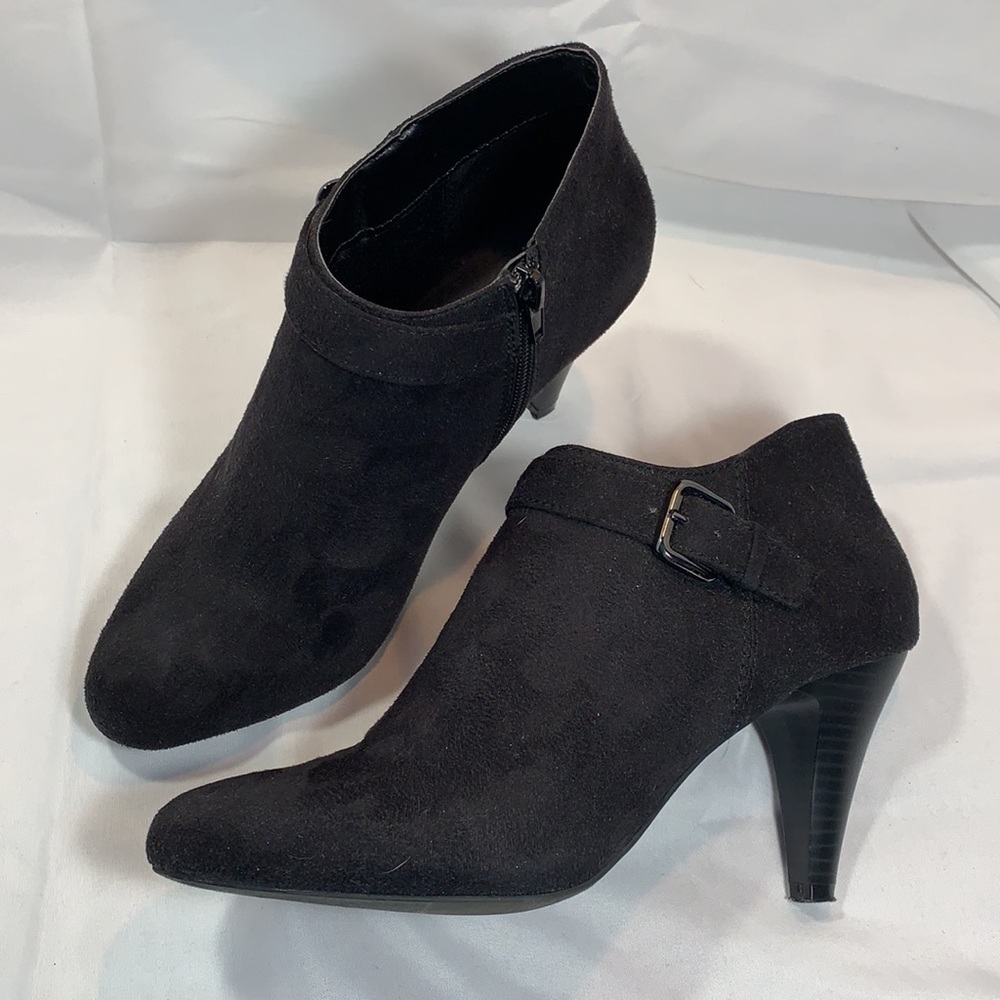 Fioni Black Faux Suede Heeled Booties